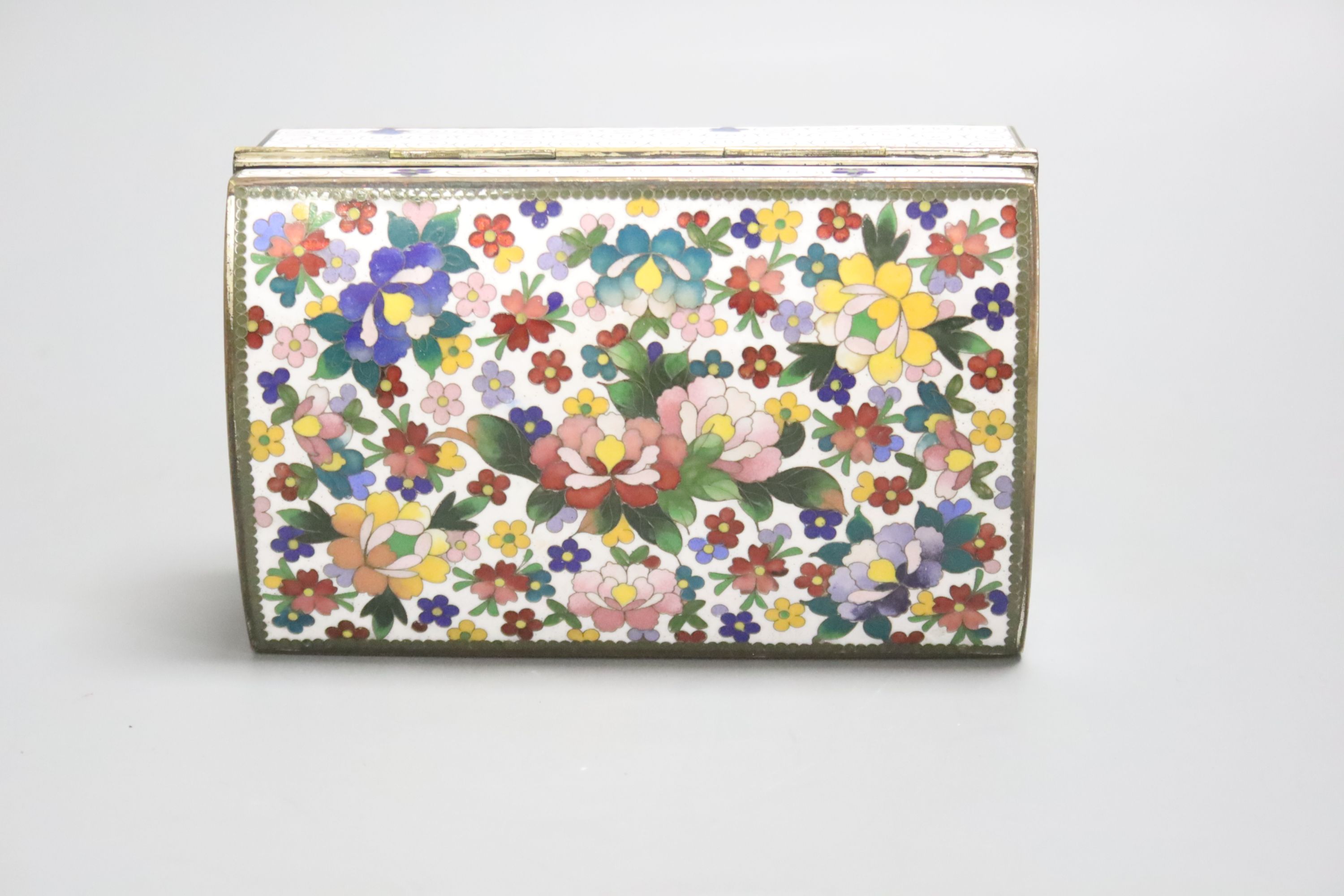 A Chinese small cloisonné casket